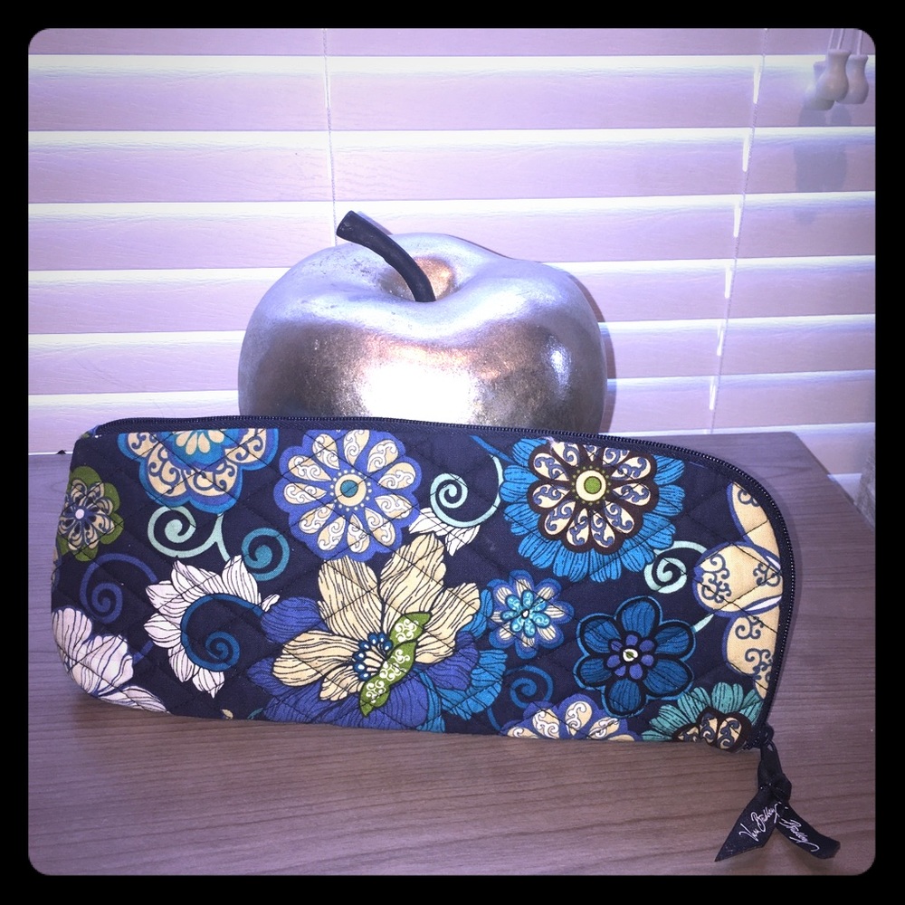 Vera Bradley flat iron case💙